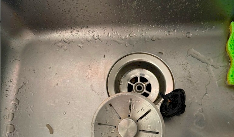 Cozinha Entupida – Diagnóstico e Desentupimento da Rede de Cozinha